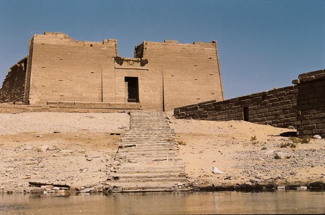 02nasser